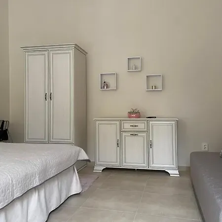 Senorita2 Maganszallas Miszkolc Zewnętrze zdjęcie